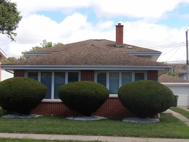 $179,000 | 15133 Diekman Court, Dolton, IL 60419