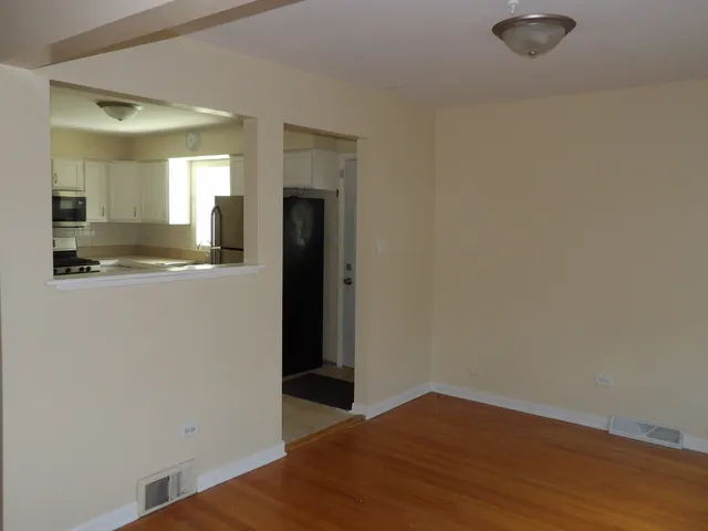 $179,000 | 15133 Diekman Court, Dolton, IL 60419