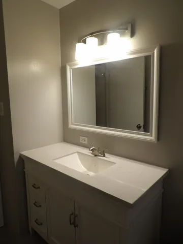 $179,000 | 15133 Diekman Court, Dolton, IL 60419