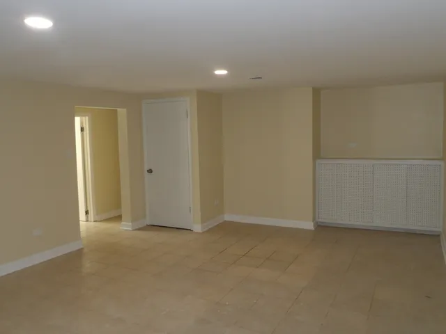 $179,000 | 15133 Diekman Court, Dolton, IL 60419