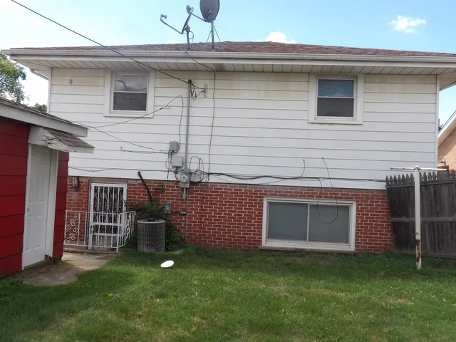$179,000 | 15133 Diekman Court, Dolton, IL 60419