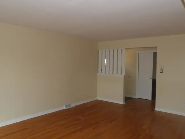 $179,000 | 15133 Diekman Court, Dolton, IL 60419