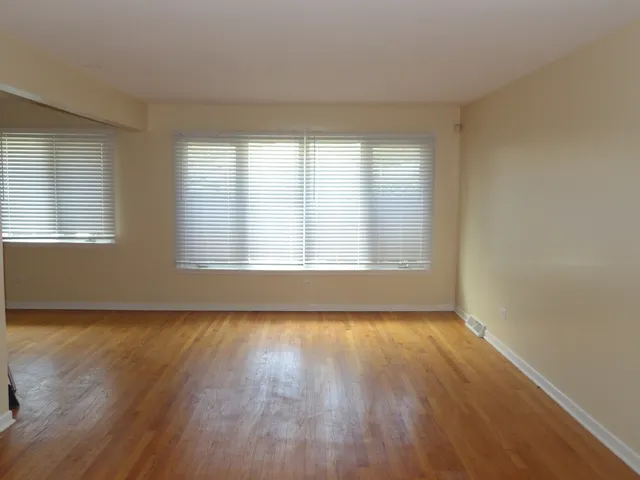 $179,000 | 15133 Diekman Court, Dolton, IL 60419