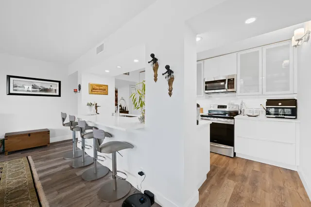 $449,000 | 799 Jeffery Street, Unit 202, Boca Raton, FL 33487