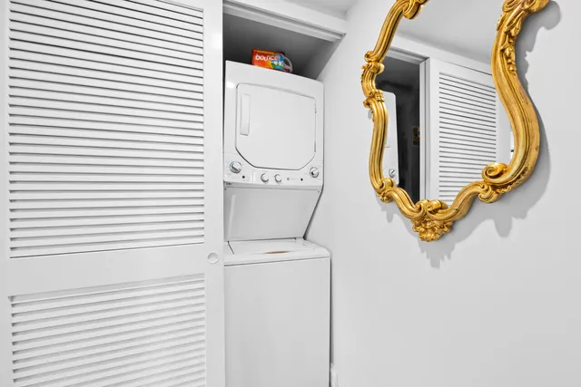 $449,000 | 799 Jeffery Street, Unit 202, Boca Raton, FL 33487