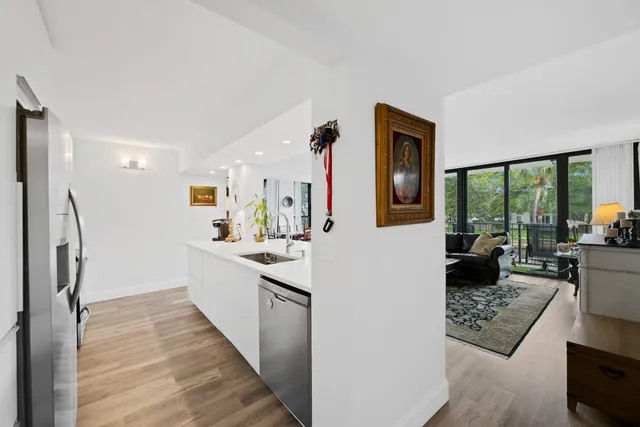 $449,000 | 799 Jeffery Street, Unit 202, Boca Raton, FL 33487