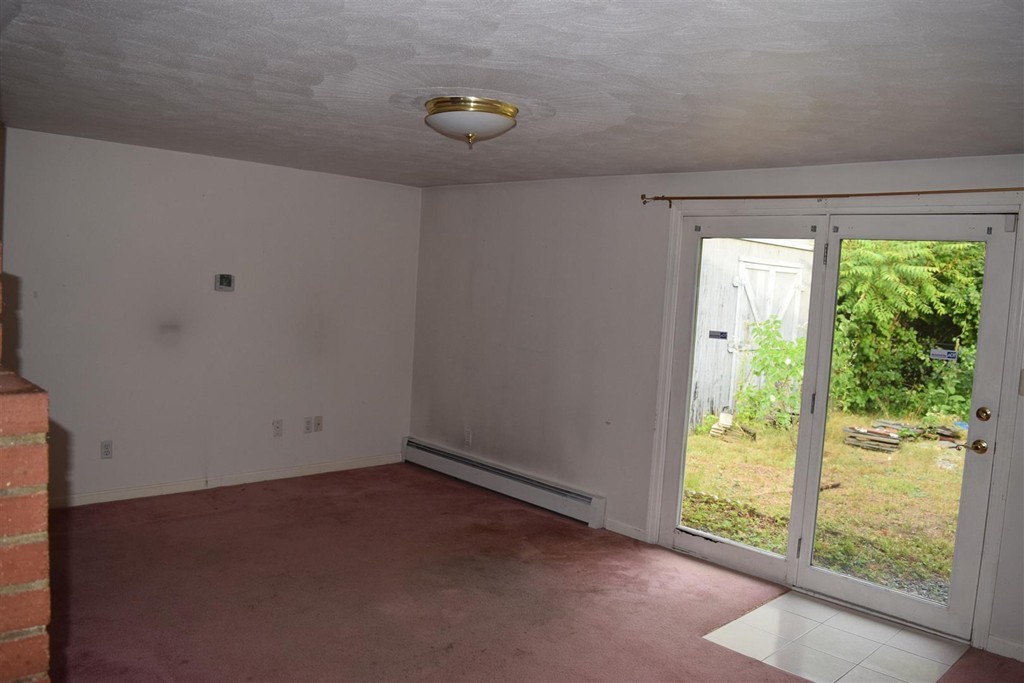 83 Davis Road Methuen, MA 01844 - Photo 11 of 21 Gallery Image 11