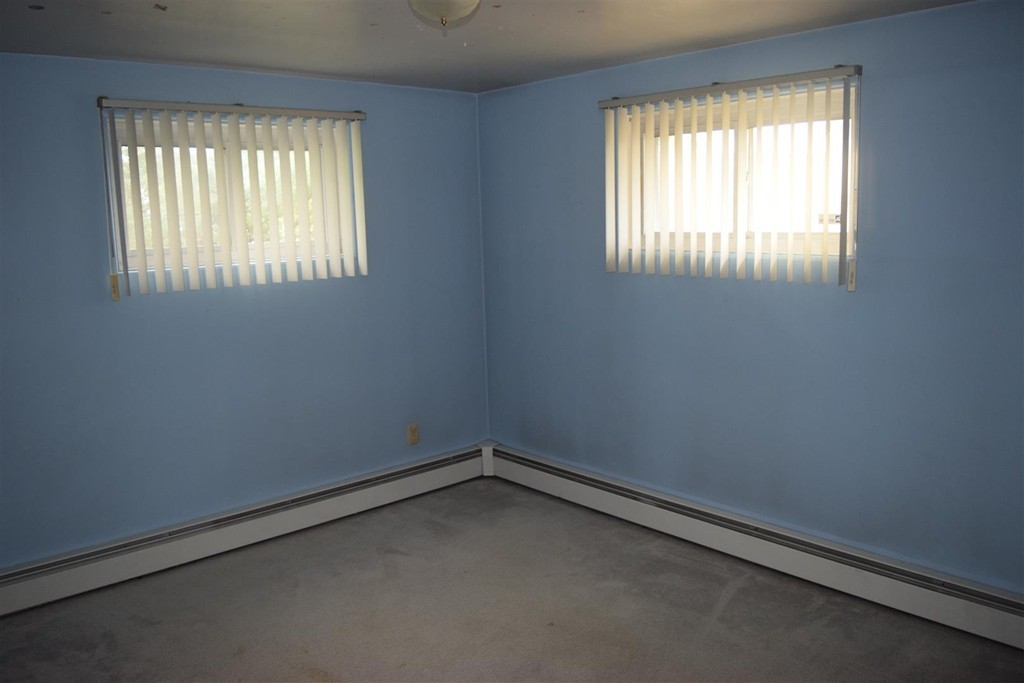 83 Davis Road Methuen, MA 01844 - Photo 13 of 21 Gallery Image 13