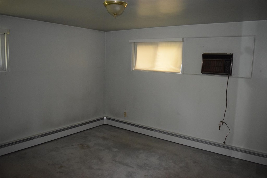 83 Davis Road Methuen, MA 01844 - Photo 15 of 21 Gallery Image 15