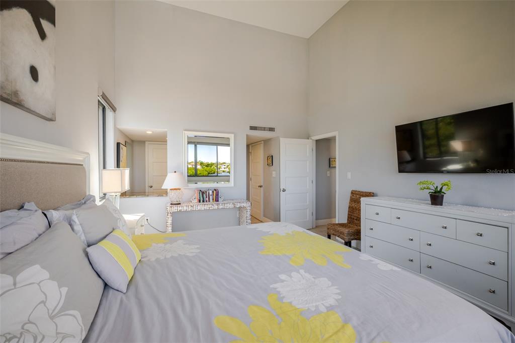 6285 Midnight Pass Road, Unit 307 Sarasota, FL 34242 - Photo 26 of 83