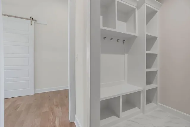 $690,164 | 3903 West 158th Terrace, Overland Park, KS 66224