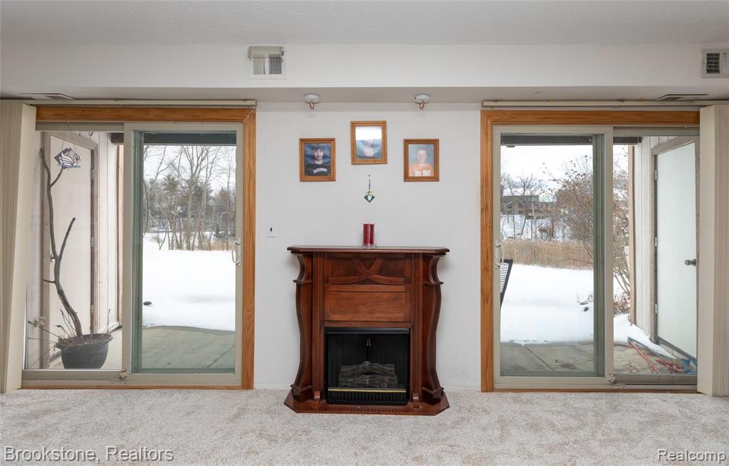 1677 Riverside Drive, Unit 13 Rochester Hills, MI 48309 - Photo 15 of 21