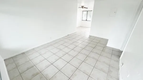 $1,300 | 1251 West River Drive, Unit 6, Margate, FL 33063