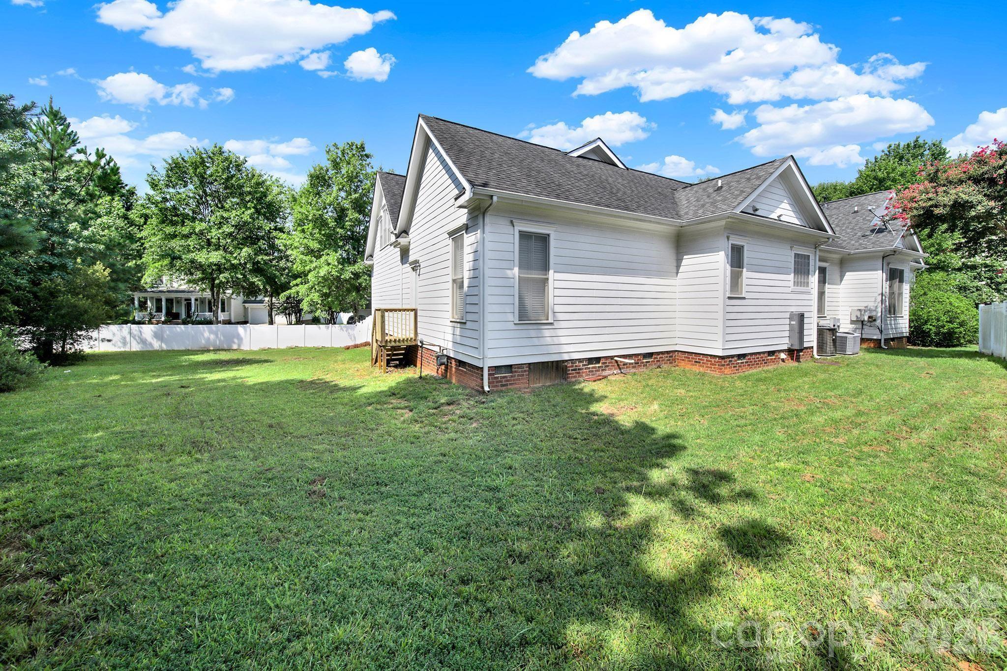 3328 Richard's Crossing Fort Mill, SC 29708 - Photo 38 of 41 Gallery Image 38