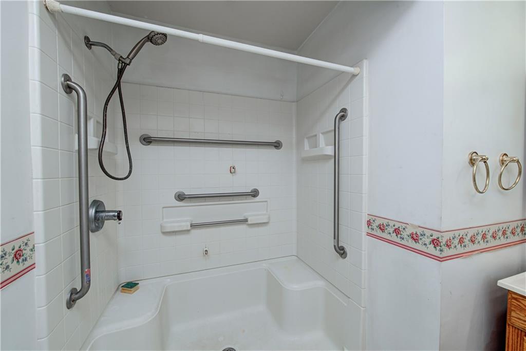 1905 Southwoods Road Anderson, IN 46012 - Photo 14 of 30 Gallery Image 14