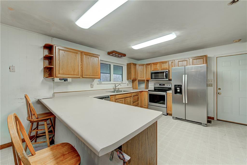 1905 Southwoods Road Anderson, IN 46012 - Photo 5 of 30 Gallery Image 5