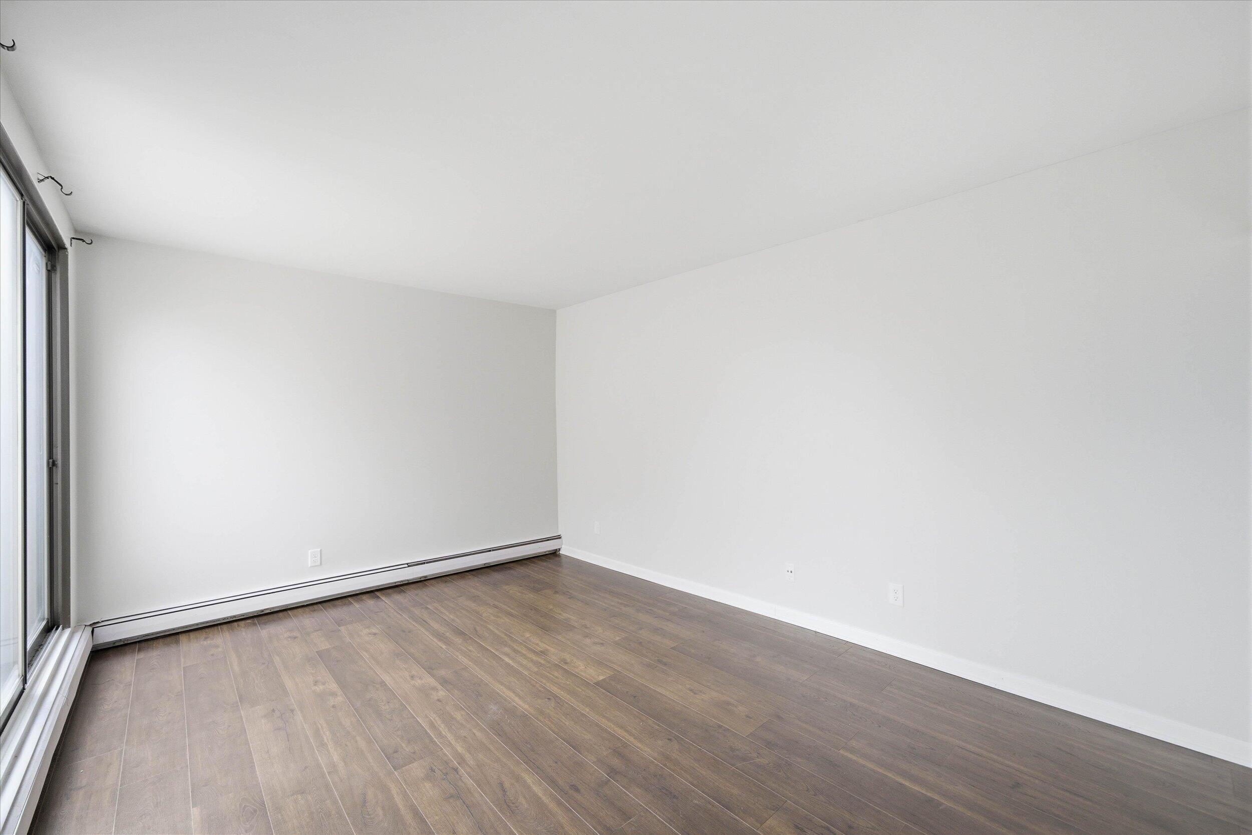 2300 Good Hope Road, Unit 340 Glendale, WI 53209 - Photo 18 of 37 17-Middle Coast-16