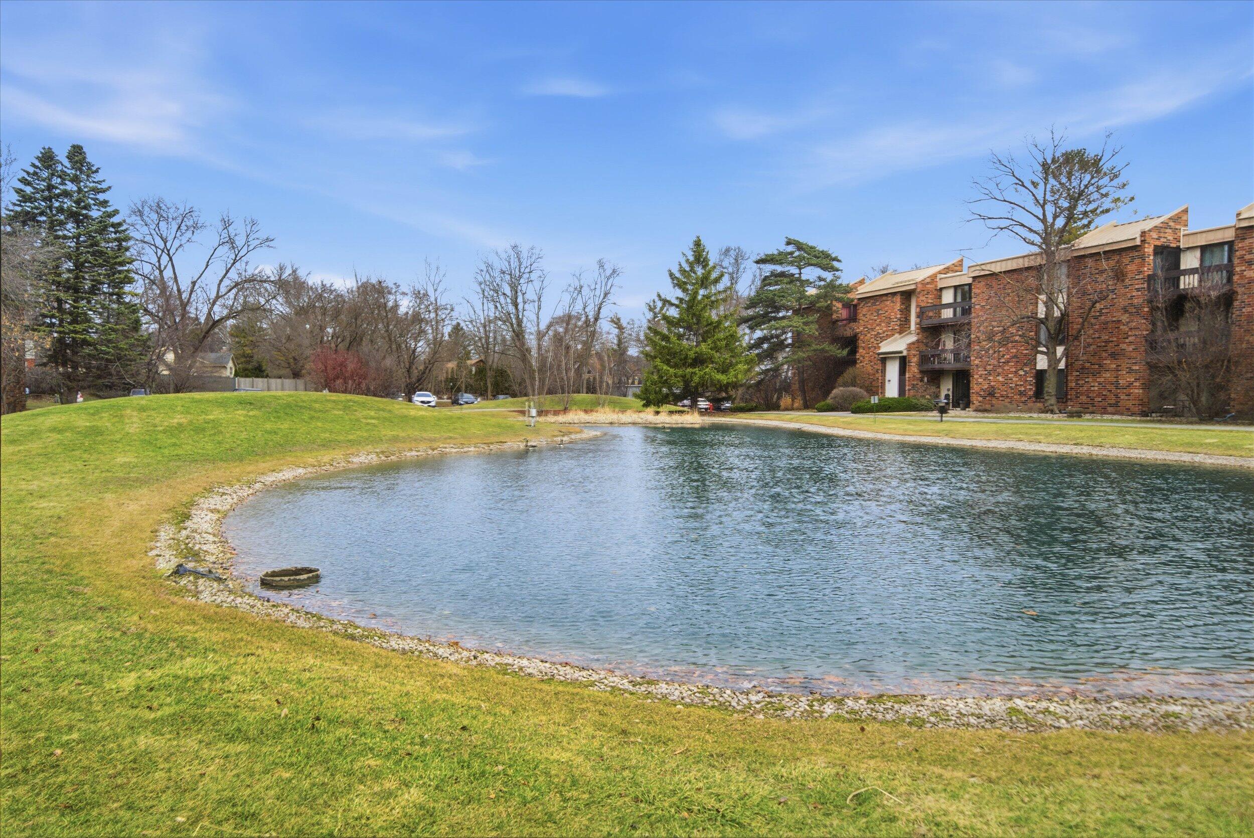 2300 Good Hope Road, Unit 340 Glendale, WI 53209 - Photo 28 of 37 28-Middle Coast-28