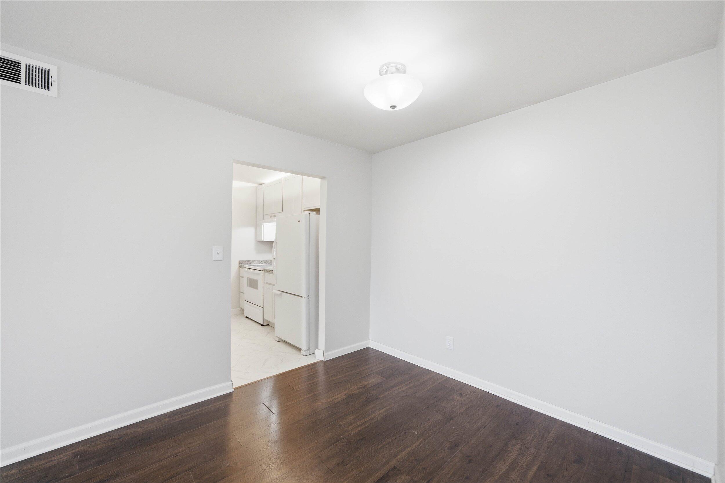 2300 Good Hope Road, Unit 340 Glendale, WI 53209 - Photo 8 of 37 07-Middle Coast-6