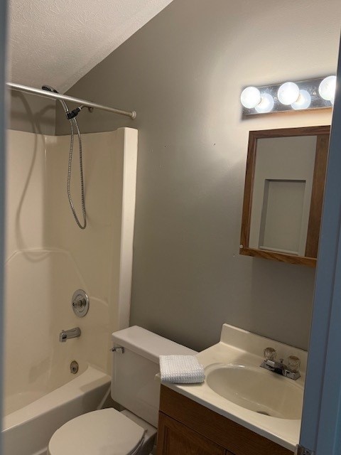 5044 Butler Road Canandaigua Town, NY 14424 - Photo 41 of 45 Full bath in apartment