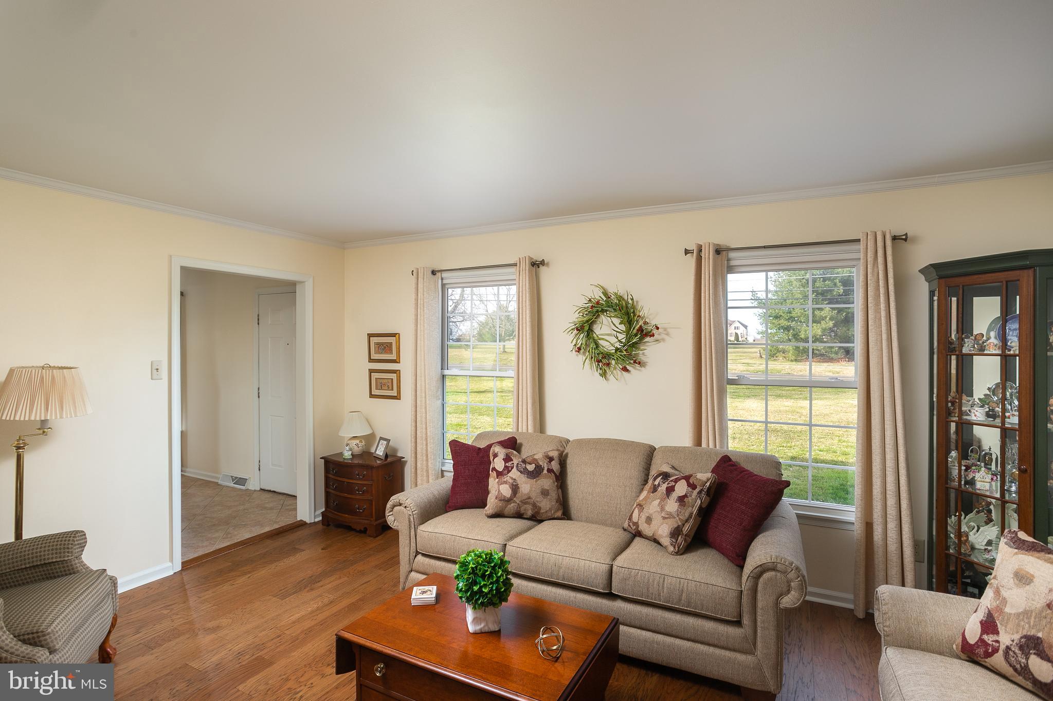 422 White Pine Road Columbus, NJ 08022 - Photo 8 of 39 Gallery Image 8