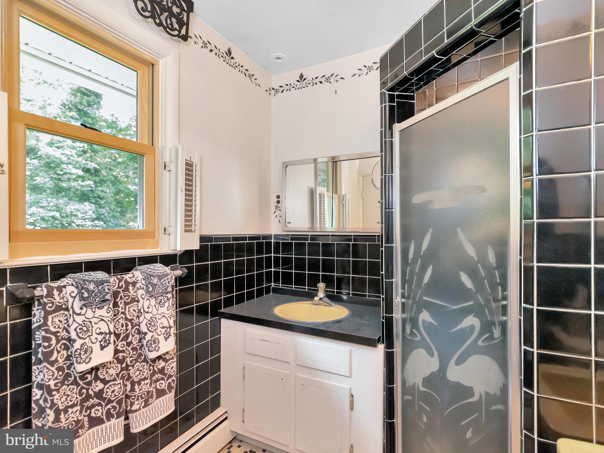 1302 Providence Road Secane, PA 19018 - Photo 15 of 25 Gallery Image 15