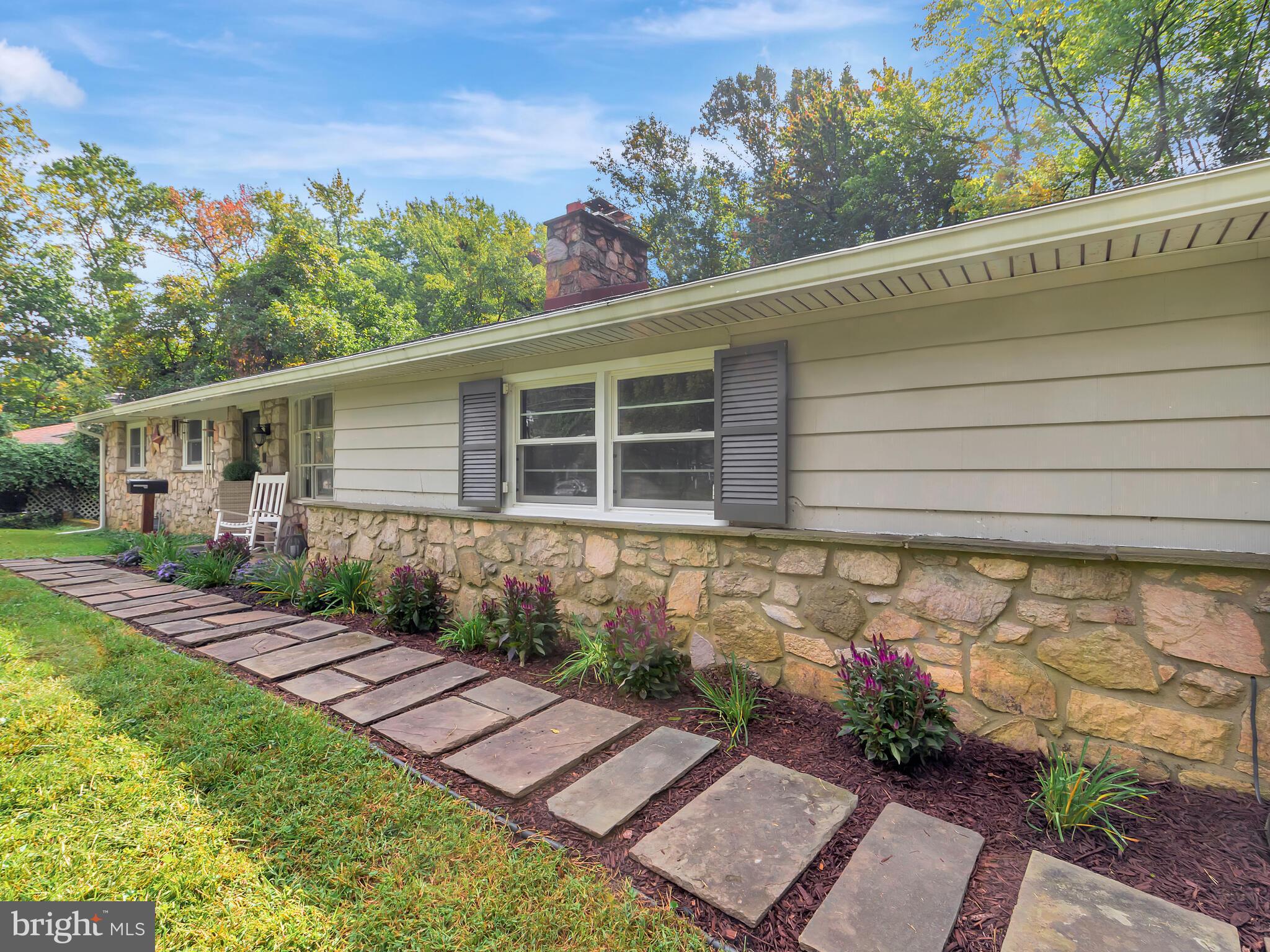 1302 Providence Road Secane, PA 19018 - Photo 4 of 25 Gallery Image 4