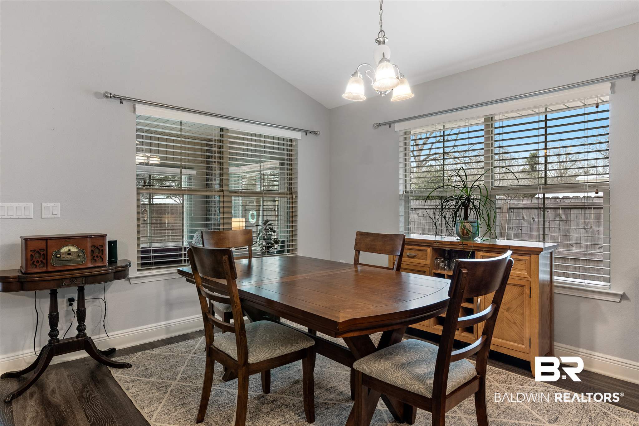 1701 Firefly Lane Foley, AL 36535 - Photo 16 of 37 Dining area
