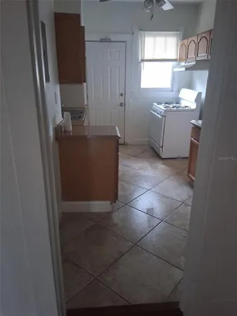 $1,300 | 607 East Livingston Street, Unit 1, Orlando, FL 32803