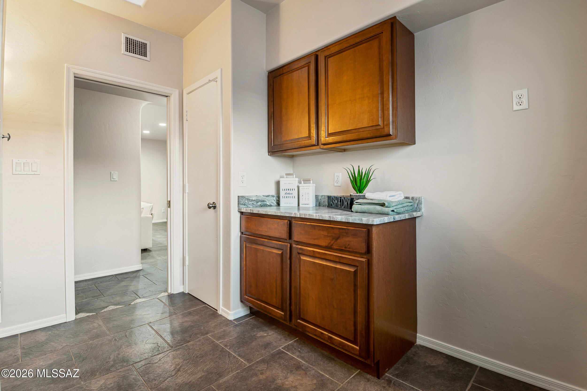 521 South Craycroft Road Tucson, AZ 85711 - Photo 39 of 48 Gallery Image 39