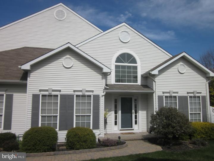 91 Windingbrook Road Bordentown, NJ 08505 - Photo 2 of 24 Exterior Front