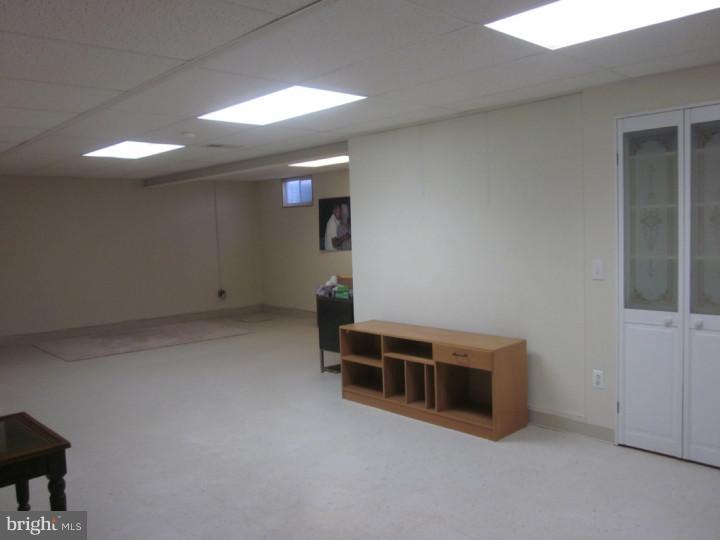 91 Windingbrook Road Bordentown, NJ 08505 - Photo 22 of 24 Basement - Finished