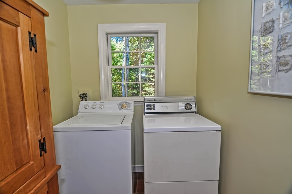 132 Deacon Haynes Road Concord, MA 01742 - Photo 12 of 30 Gallery Image 12