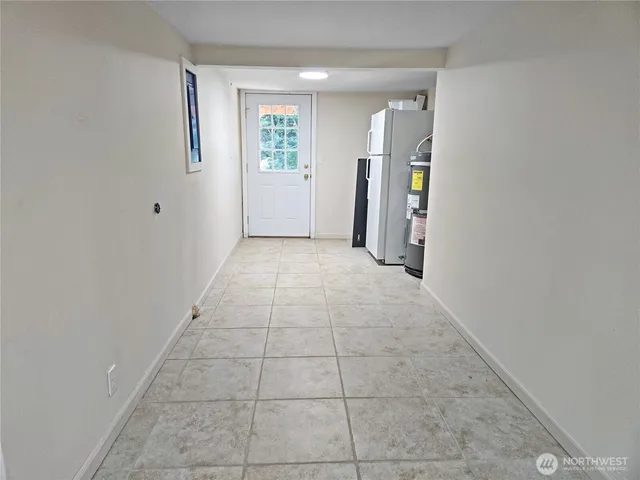 $3,800 | 10253 Northeast 64th Street, Kirkland, WA 98033