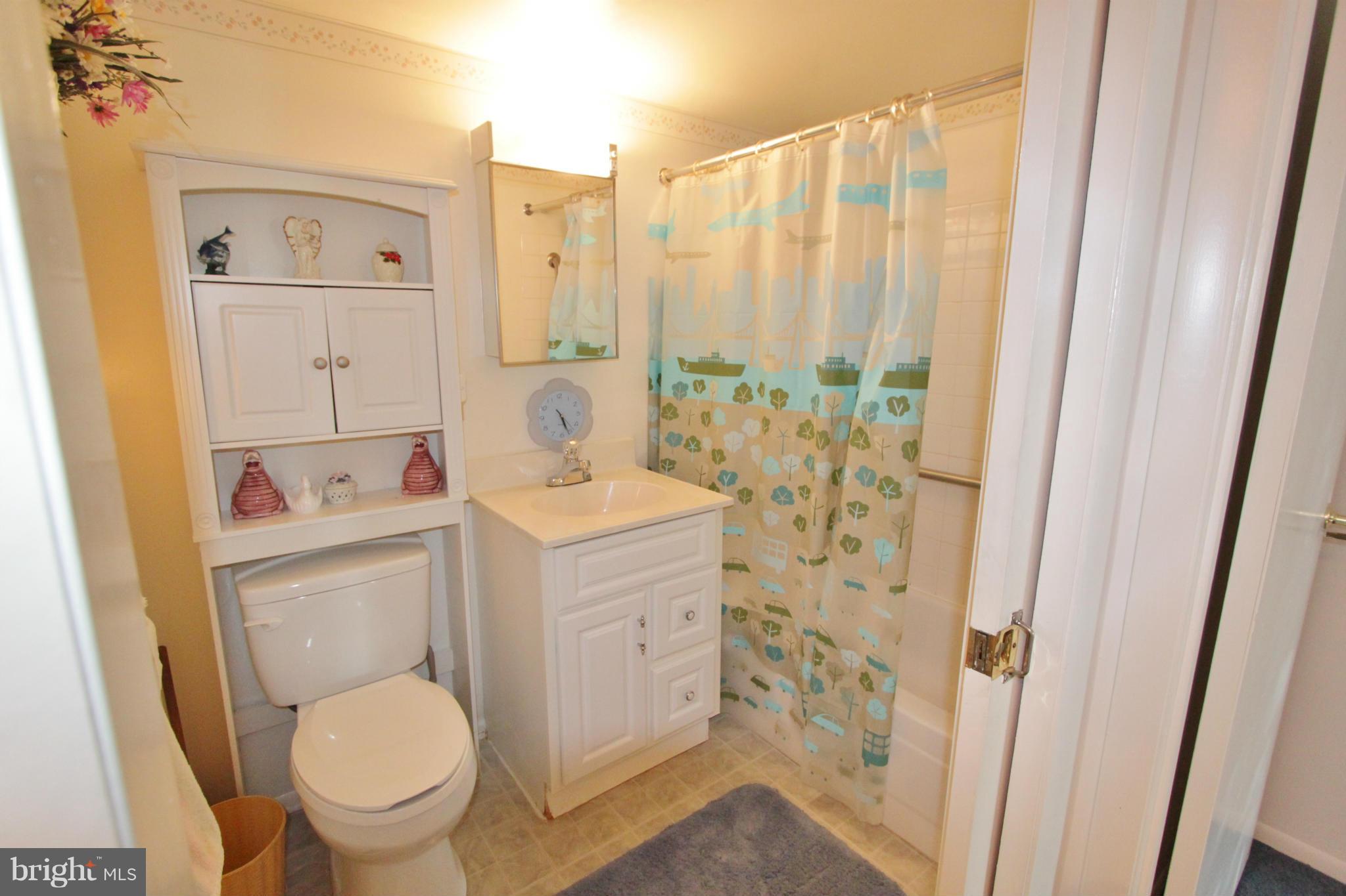 1001 Spring Gate Road, Unit 1D Catonsville, MD 21228 - Photo 10 of 18 Bath