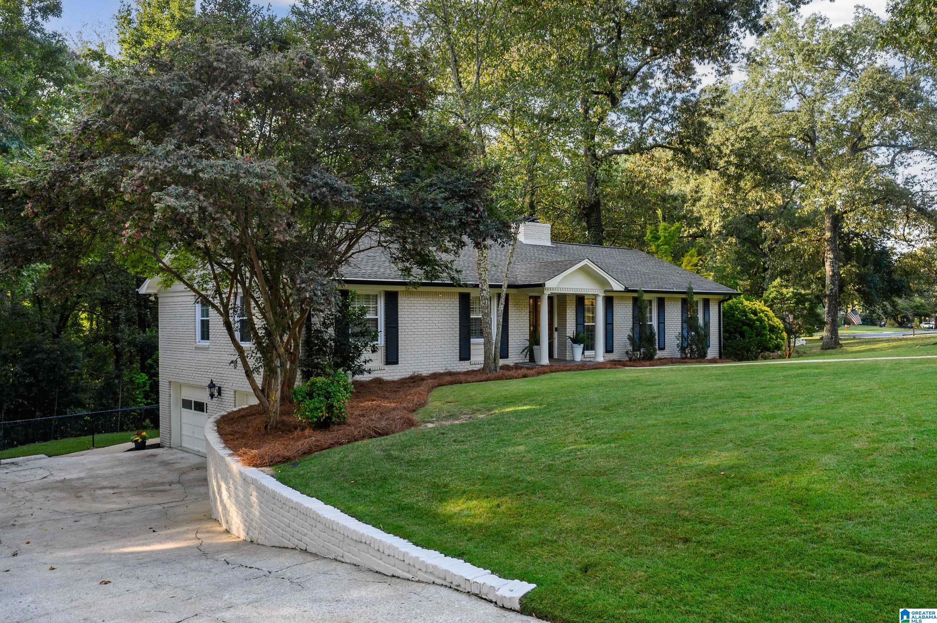 1321 Willoughby Road Birmingham, AL 35216 - Photo 4 of 60