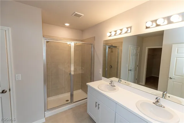 $2,800 | 1401 Fountain Avenue, Fort Myers, FL 33919