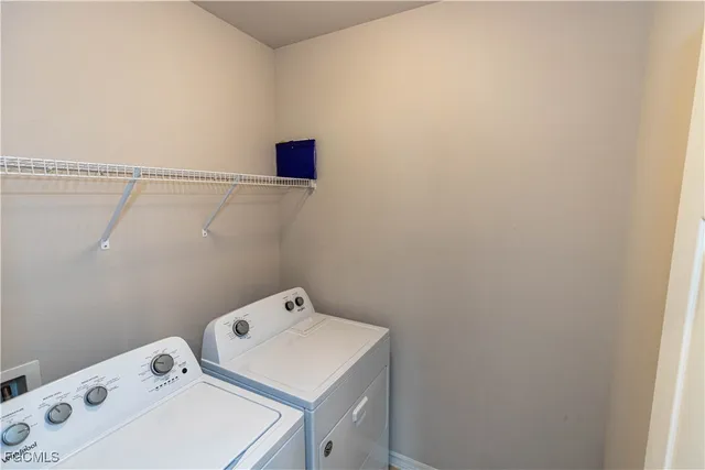 $2,800 | 1401 Fountain Avenue, Fort Myers, FL 33919