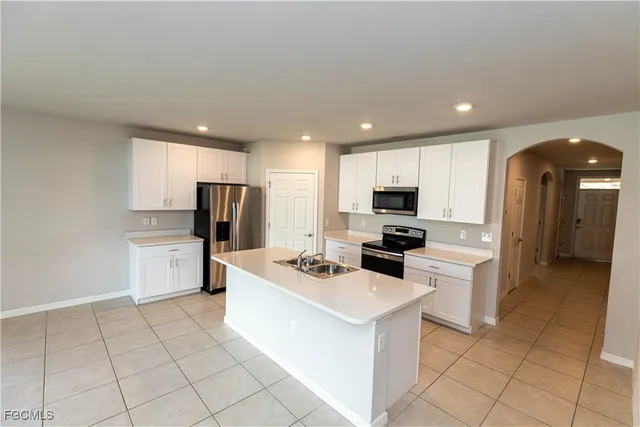 $2,800 | 1401 Fountain Avenue, Fort Myers, FL 33919