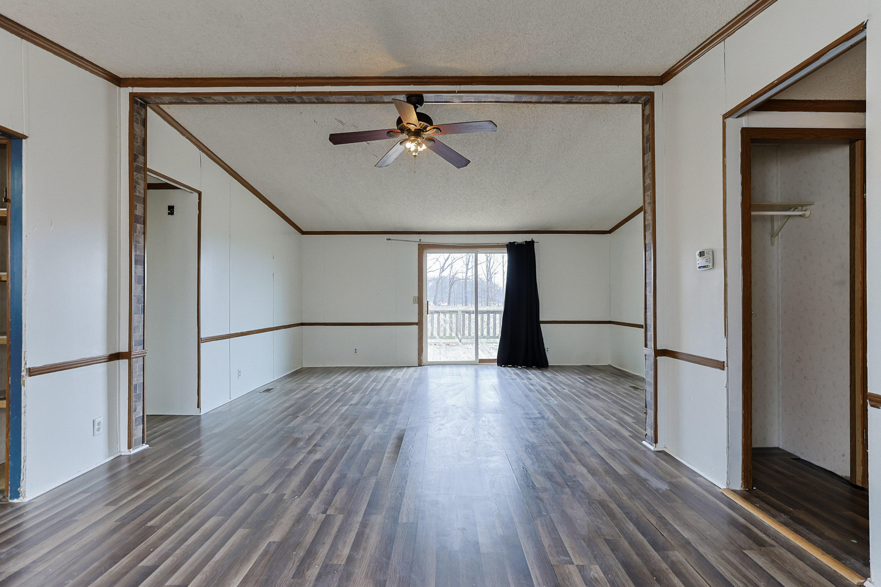 60123 Dailey Road Cassopolis, MI 49031 - Photo 9 of 43 Living Room