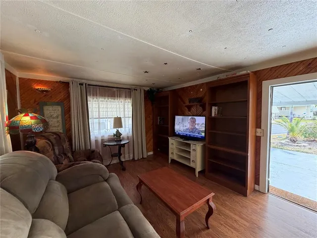 $1,425 | 3311 Eileen Drive, Ellenton, FL 34222