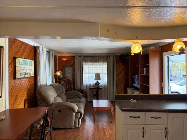 $1,425 | 3311 Eileen Drive, Ellenton, FL 34222