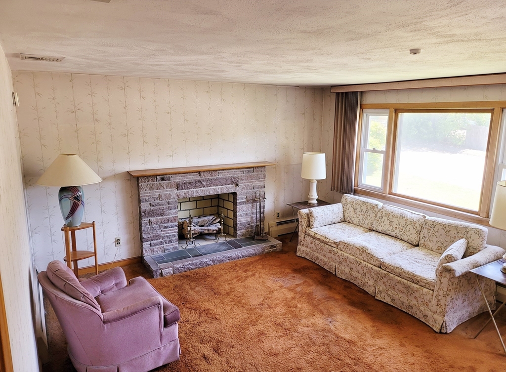 3 Alice Road Randolph, MA 02368 - Photo 10 of 23 Gallery Image 10