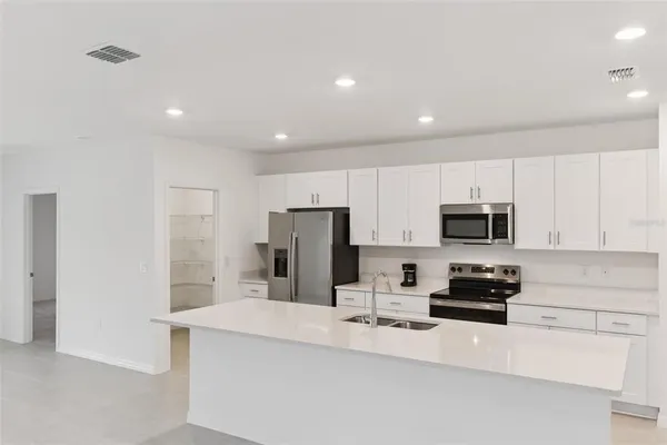 $2,400 | 190 Jones Fish Camp Road, Edgewater, FL 32141