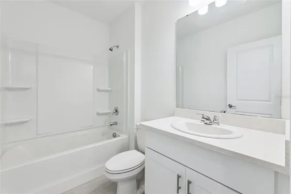 $2,400 | 190 Jones Fish Camp Road, Edgewater, FL 32141