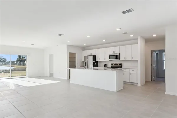 $2,400 | 190 Jones Fish Camp Road, Edgewater, FL 32141