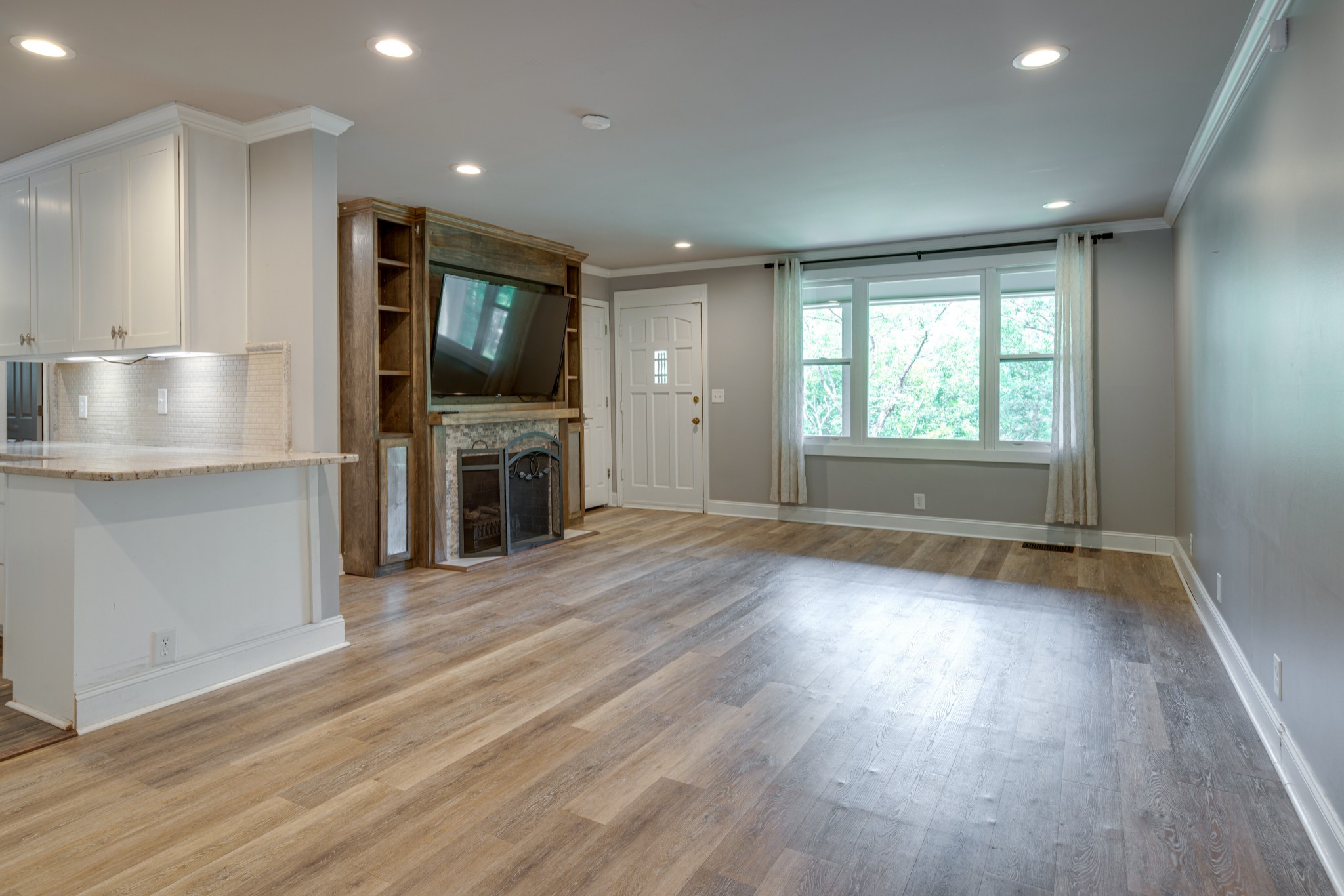 5733 Knob Road Nashville, TN 37209 - Photo 8 of 50 Gallery Image 8