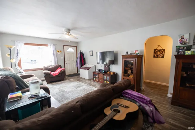 $129,900 | 1613 South Italiano Drive, Muncie, IN 47304