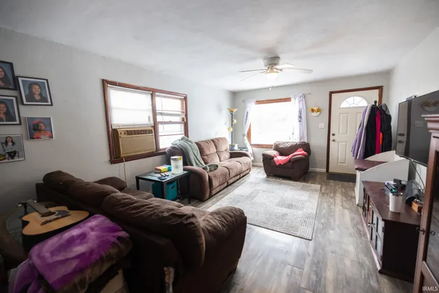 $129,900 | 1613 South Italiano Drive, Muncie, IN 47304