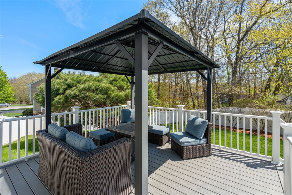 12 Whitney Road Hopedale, MA 01747 - Photo 5 of 26